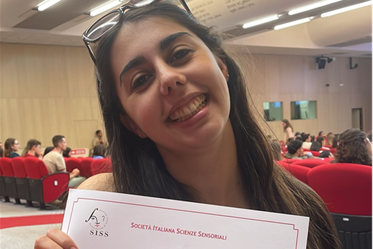 Claudia Troisi premiata al 29th Workshop on the Developments in the Italian PhD Research on Food Science and Technology and Biotechnology Claudia Troisi premiata al 29th Workshop on the Developments in the Italian PhD Research on Food Science and Technology and Biotechnology