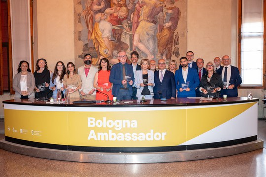 Francesco Orsini, Giuseppina Pennisi, Patrizia Tassinari e Daniele Torreggiani ricevono il riconoscimento di Bologna Ambassador
