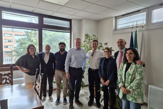 Visita di Todd J. Applegate e Rhuanito Ferrarezi della University of Georgia presso il DISTAL Visita di Todd J. Applegate e Rhuanito Ferrarezi della University of Georgia presso il DISTAL